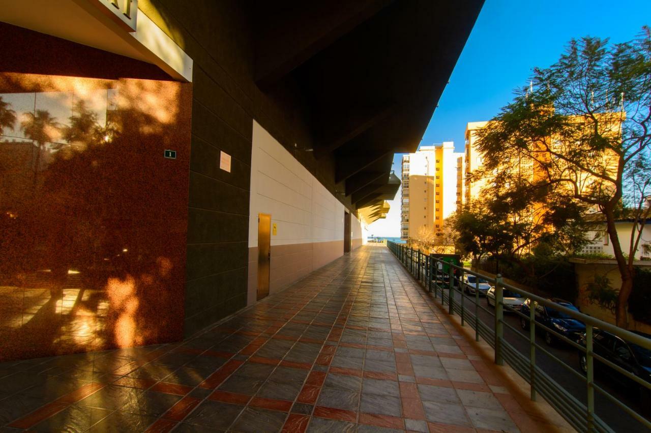 River Playa Beachfront Apartment, Large Terrace Fuengirola Exterior photo